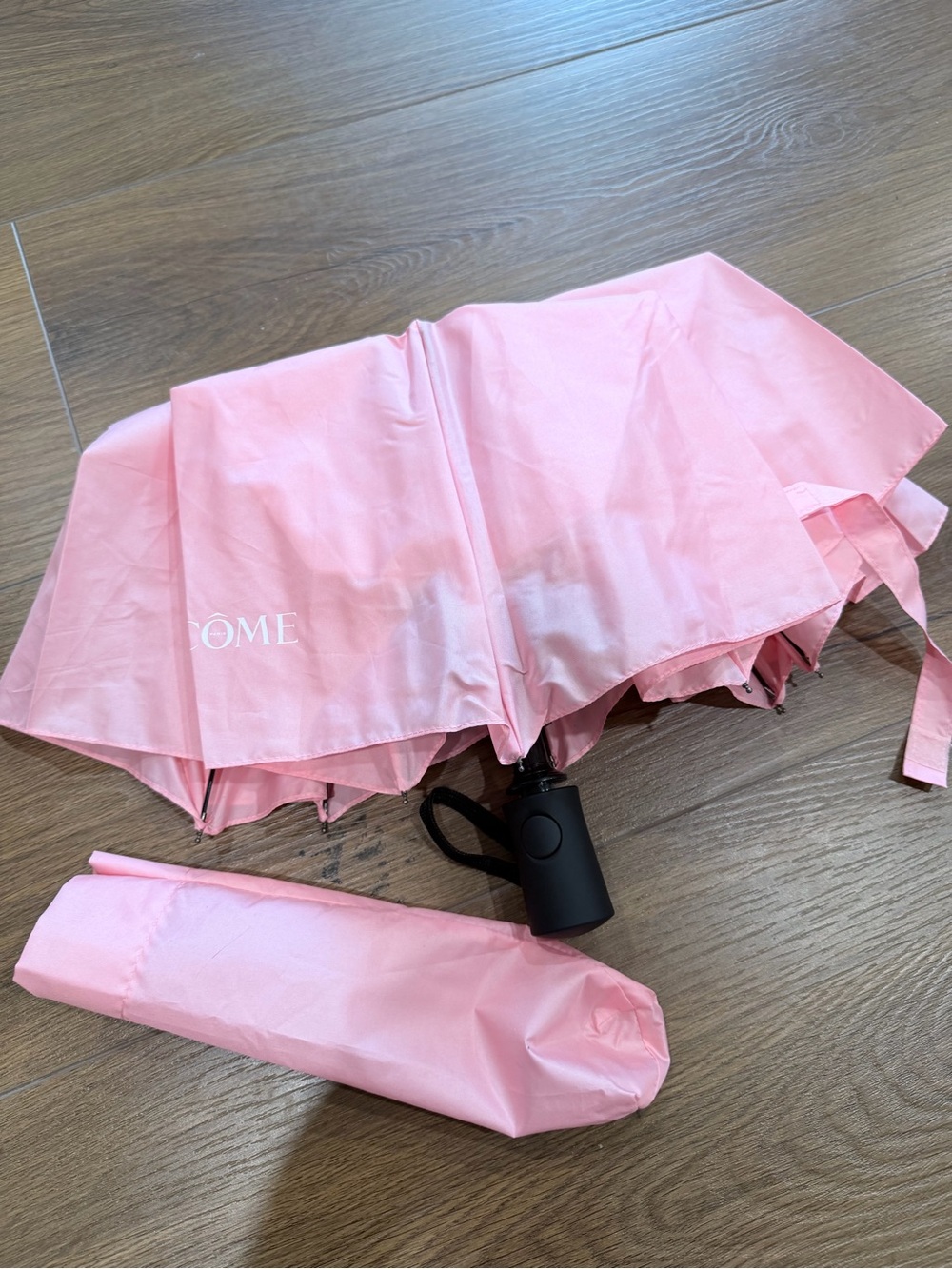 Lancome Paris Pink Umbrella ~ BRAND NEW